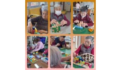 블럭을 위로위로.jpg